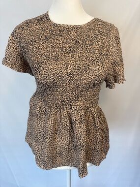 Urban Romantics SMALL short sleeve shirt tan with black print, flowing bottom